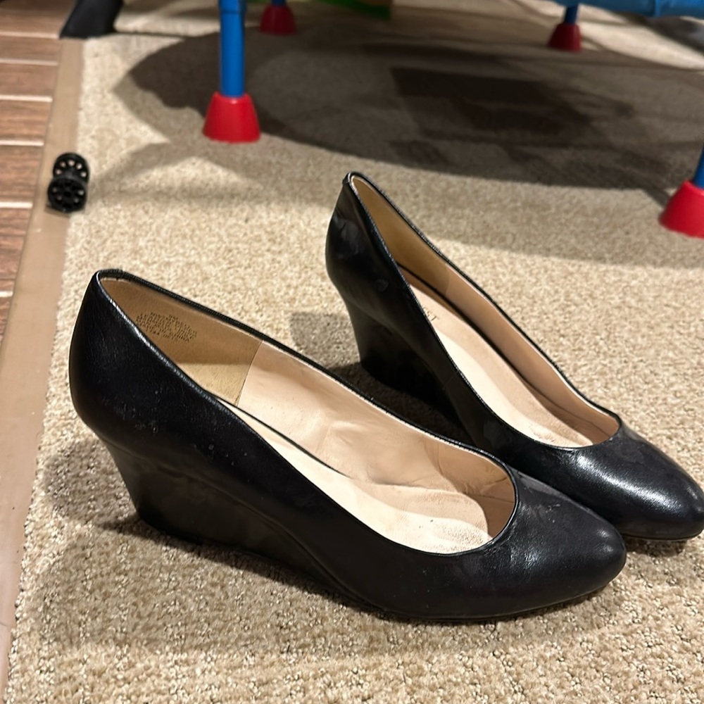 Nine West low heel wedge
